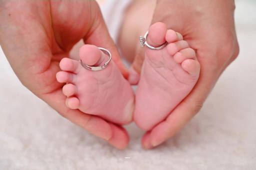 南阳几个月宝宝可以枕枕头